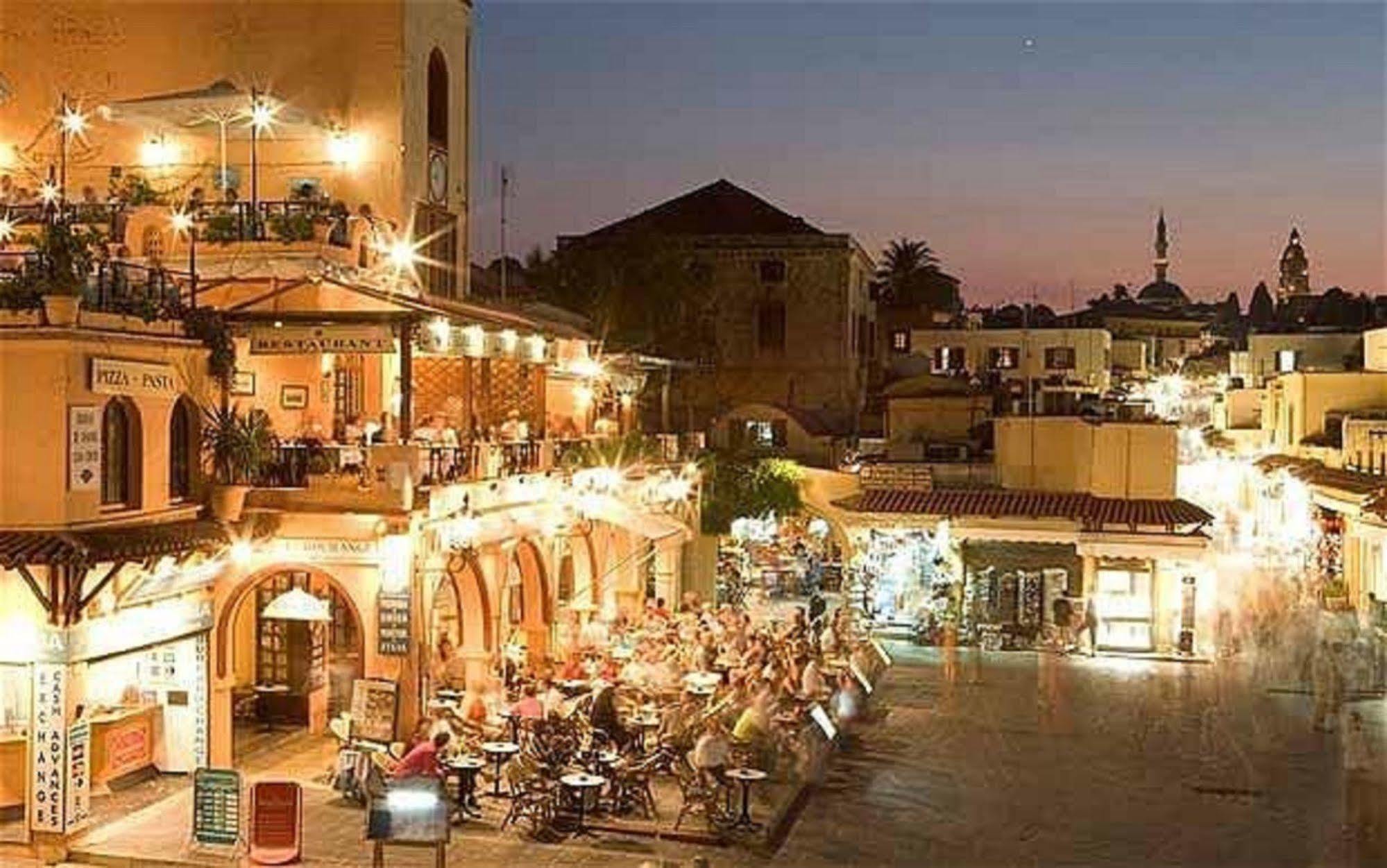 Old Town Roloi House Rhodes City Exterior foto